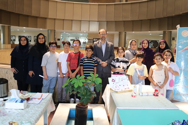 پایان کلاس تابستانه هوش مالی با برپایی غرفههای فروشگاهی توسط کودکان