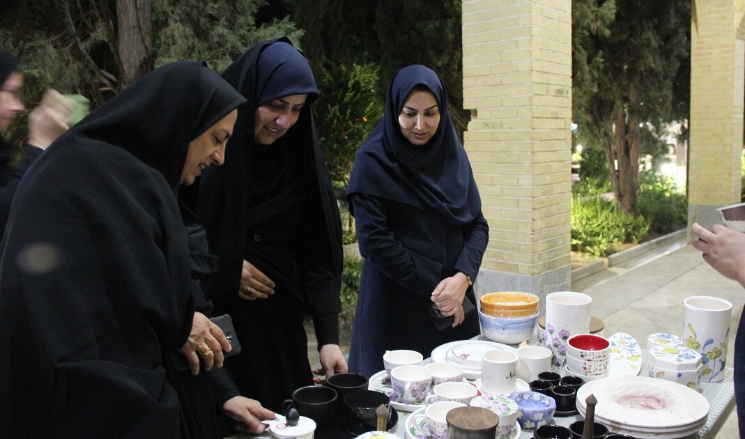 نقش پررنگ پایگاه اجتماعی کتابخانه عمومی در معرفی و رونق کسبوکارهای کوچک