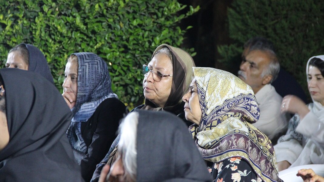 نقش پررنگ پایگاه اجتماعی کتابخانه عمومی در معرفی و رونق کسبوکارهای کوچک