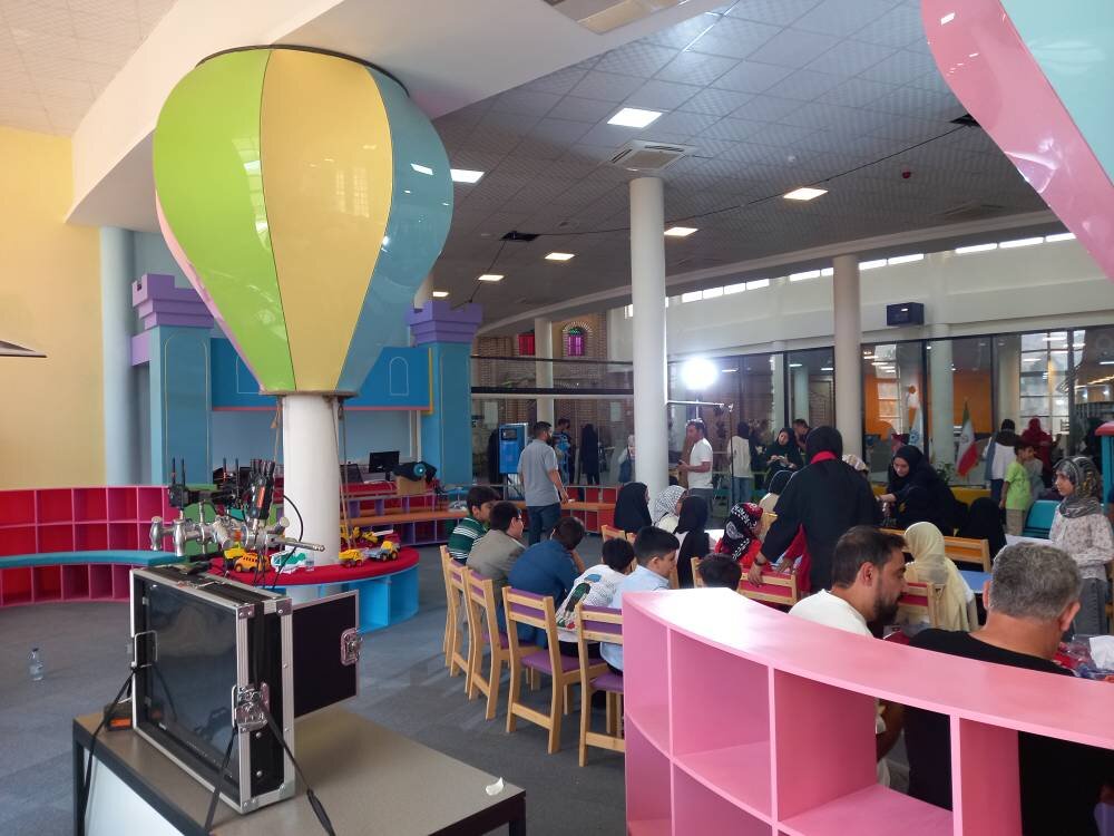 کتابخانه مرکزی خرمآباد میزبان برنامه تلویزیونی «هدهد سفید» شد