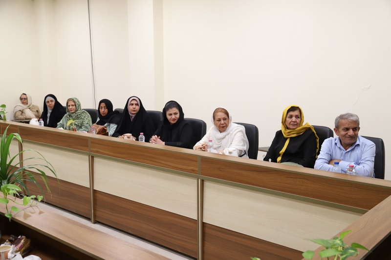 ضرورت گسترش محافل ادبی در کتابخانههای عمومی استان بوشهر