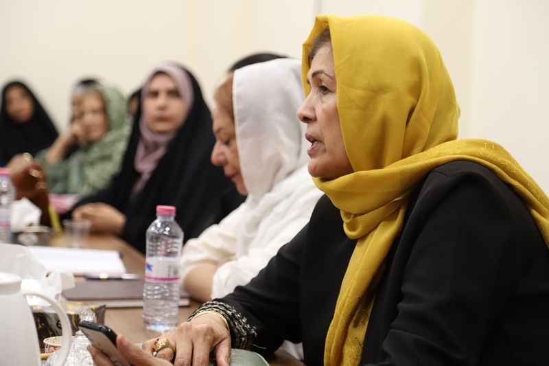 ضرورت گسترش محافل ادبی در کتابخانههای عمومی استان بوشهر