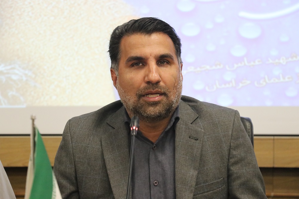 کتابخانههای عمومی، خانه ادبیات دفاع مقدس هستند