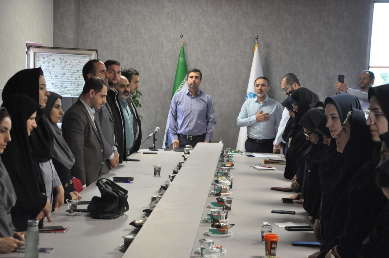 نشست علمی «بررسی جریانها و رویکردهای عمده ادبیات داستانی جنگ» برگزار شد