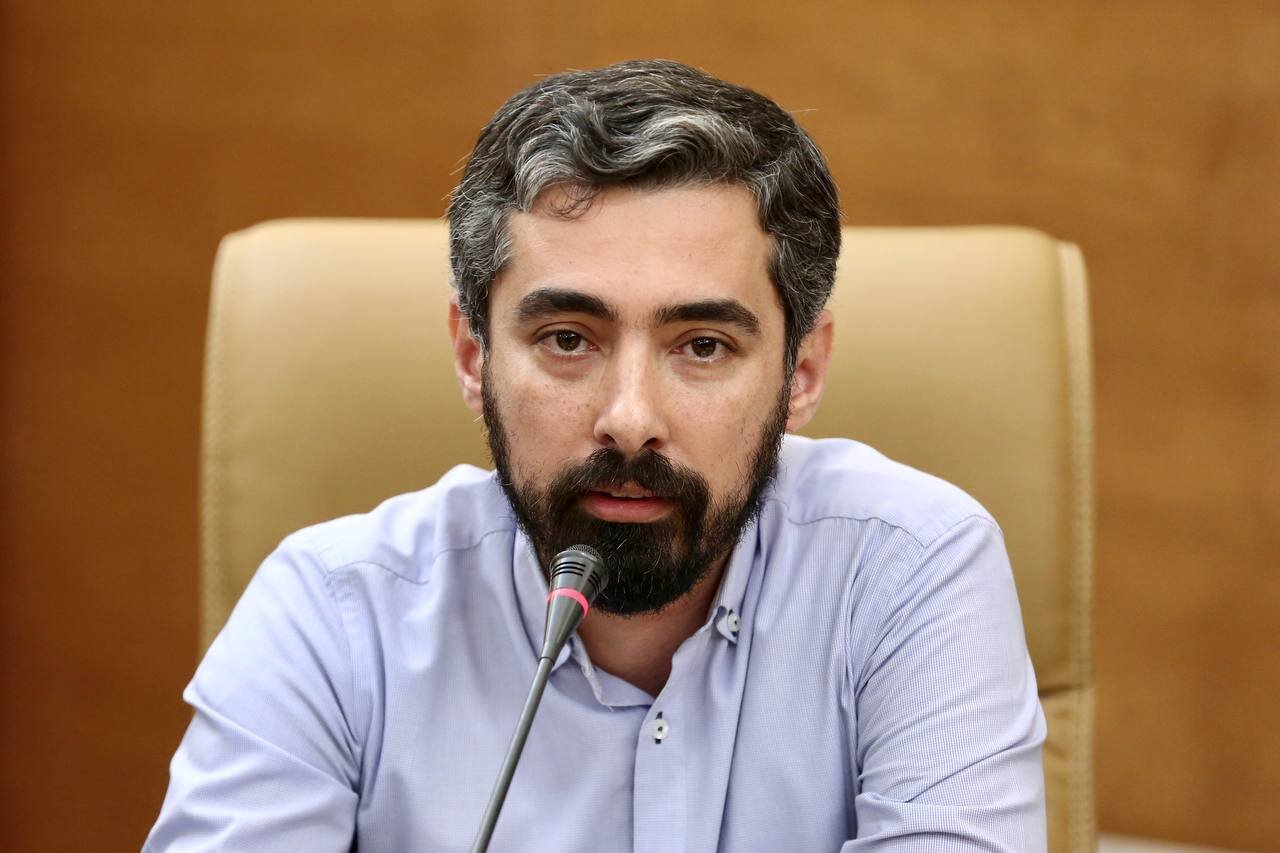 جهانگیر خسروشاهی؛ نویسندهای چون رود جاری و چون چشمهای زلال