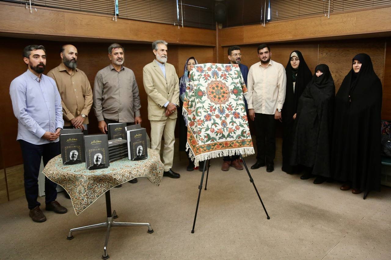 جهانگیر خسروشاهی؛ نویسندهای چون رود جاری و چون چشمهای زلال