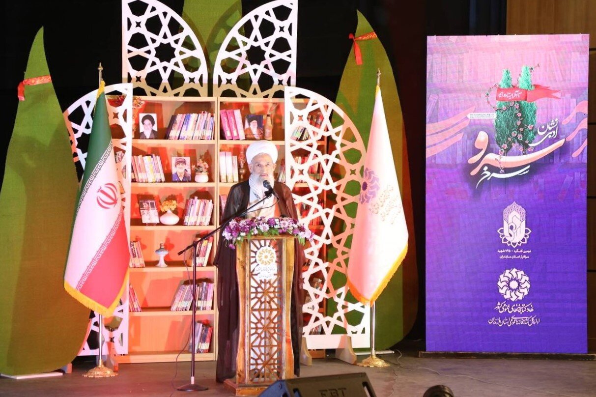 ماندگاری دفاع مقدس وابسته به ثبت در کتابها و ترویج آن است