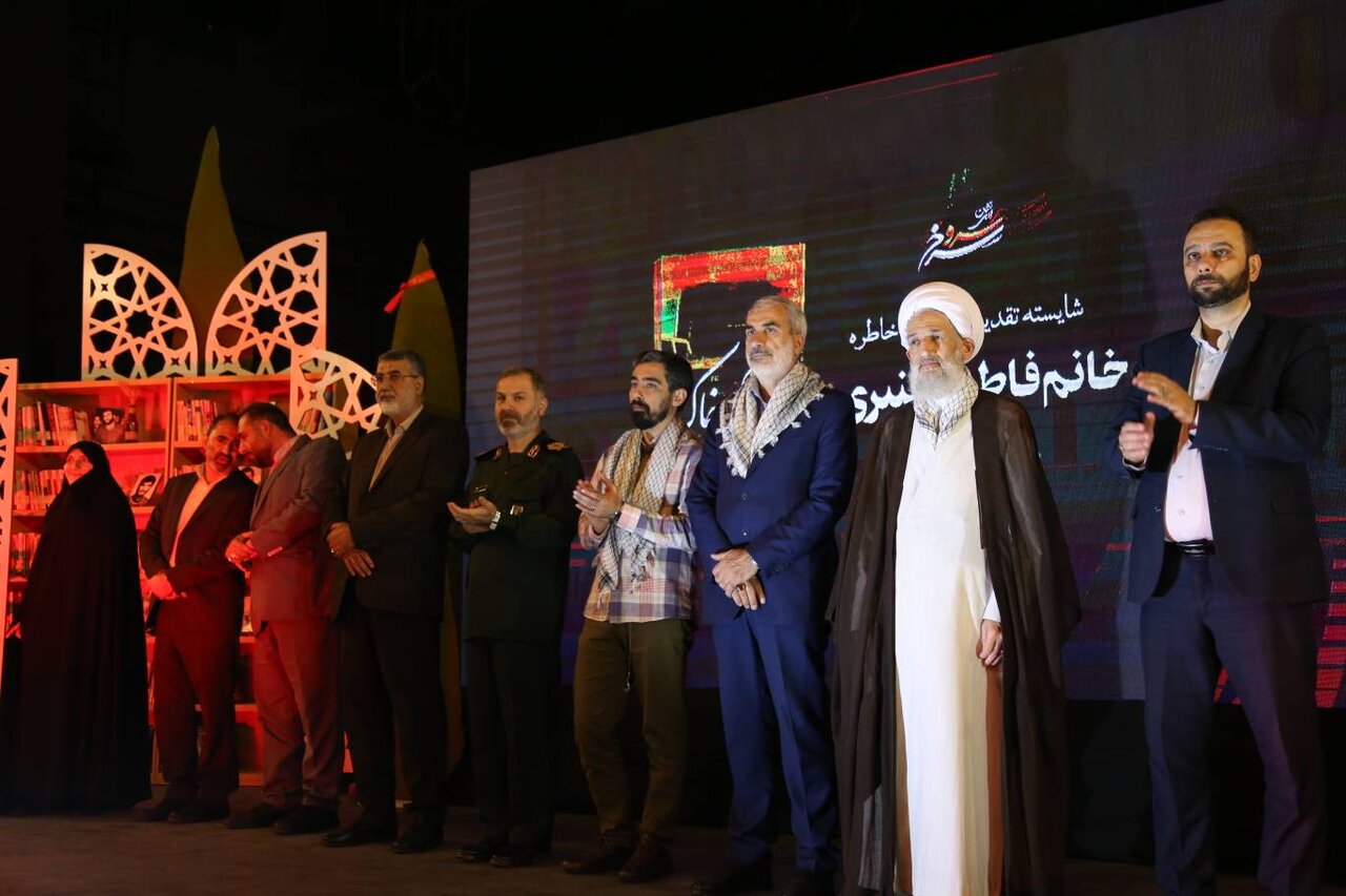 ماندگاری دفاع مقدس وابسته به ثبت در کتابها و ترویج آن است