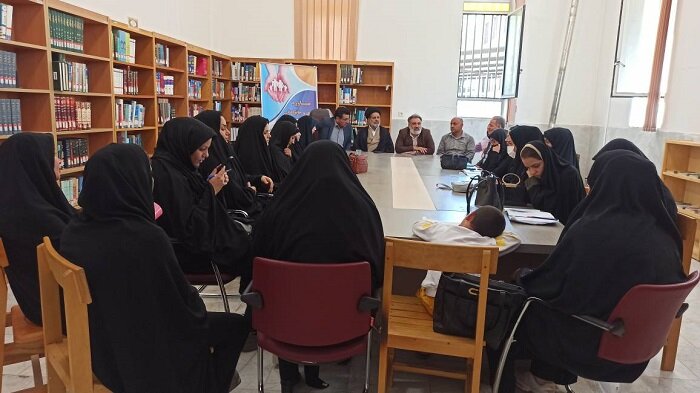 آغاز به کار مراکز مشاوره در کتابخانههای عمومی شلمزار و گهرو