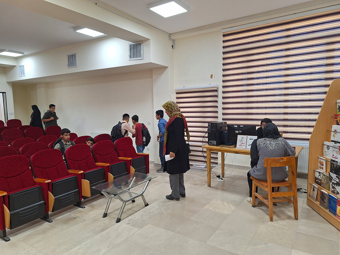 راهاندازی درمانگاه چندتخصصی شهدای جامعه پزشکی در کتابخانه شهید سلیمانی