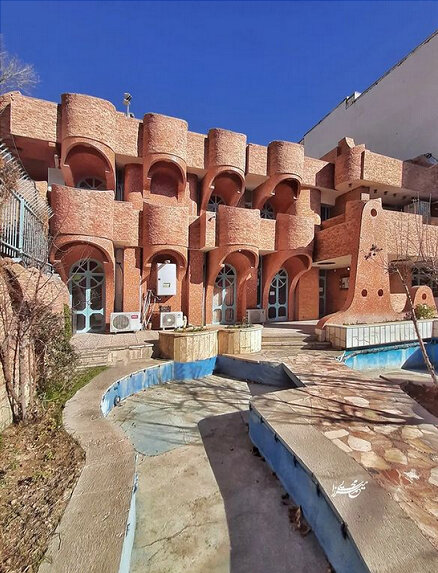 تنها کتابخانه اصفهان که شنوای حرفهای ناشنوایان است!