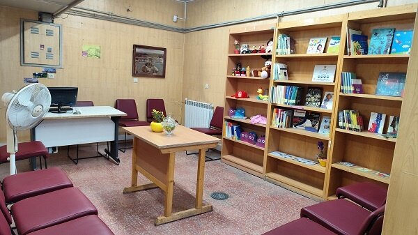 تنها کتابخانه اصفهان که شنوای حرفهای ناشنوایان است!