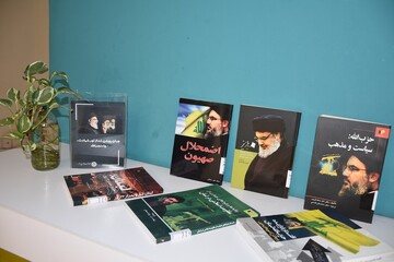 سیاه پوش شدن کتابخانه های عمومی خراسان رضوی در پی شهادت مظلومانه سیدحسن نصرالله