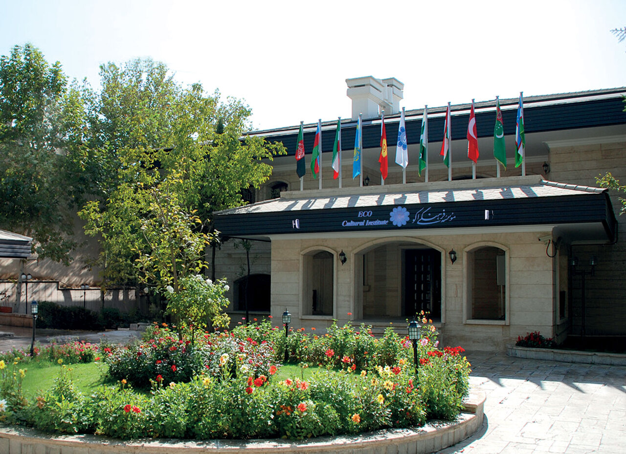 دبیرکل نهاد کتابخانههای عمومی کشور با رئیس مؤسسه فرهنگی اکو دیدار کرد