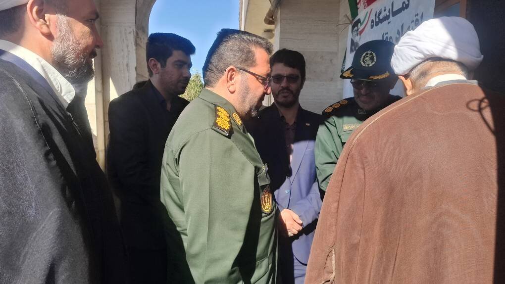 برپایی نمایشگاه کسبوکارهای کوچک در کتابخانه عمومی ولایت