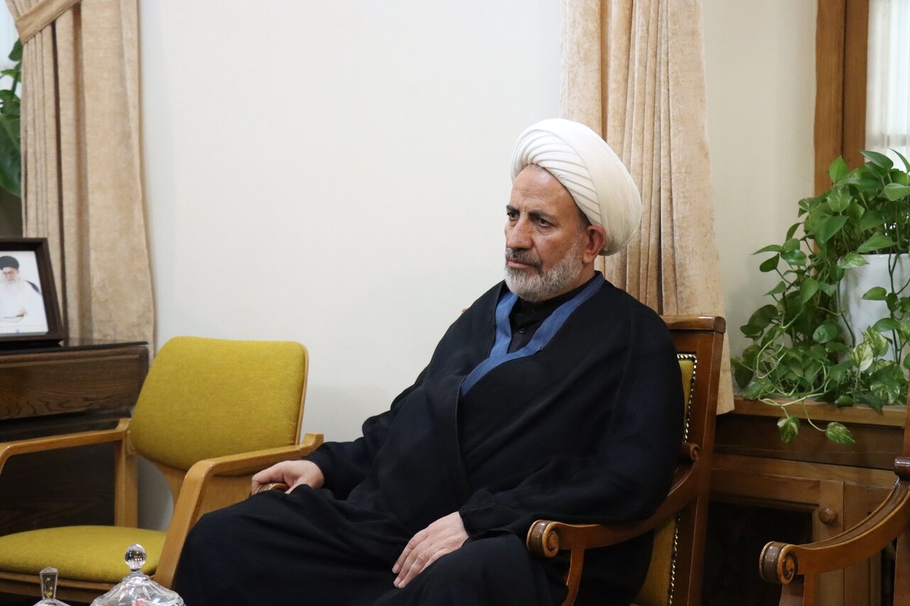 دیدار حجتالاسلام سیاوشی عضو ناظر مجلس در هیئت امنای کتابخانههای عمومی با دبیرکل نهاد