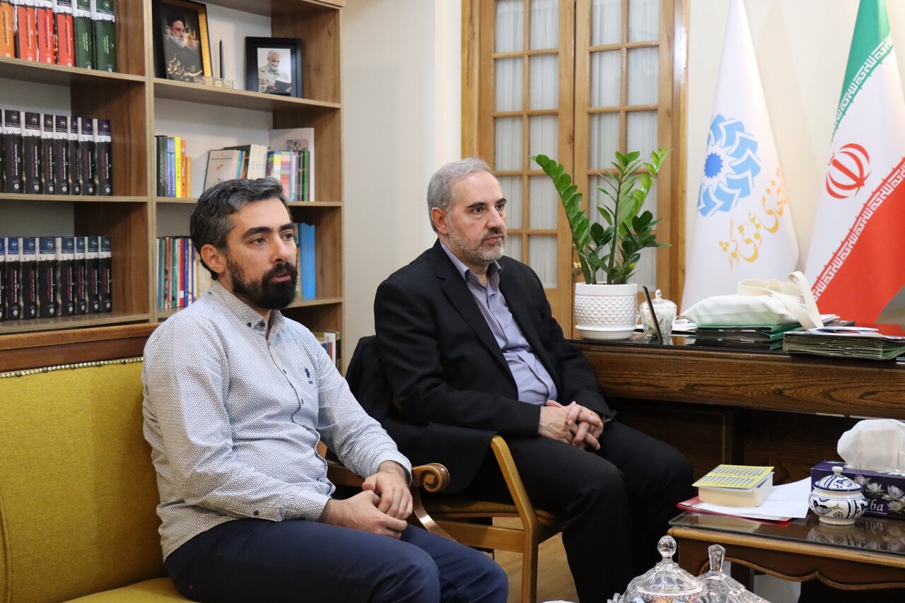 دیدار حجتالاسلام سیاوشی عضو ناظر مجلس در هیئت امنای کتابخانههای عمومی با دبیرکل نهاد