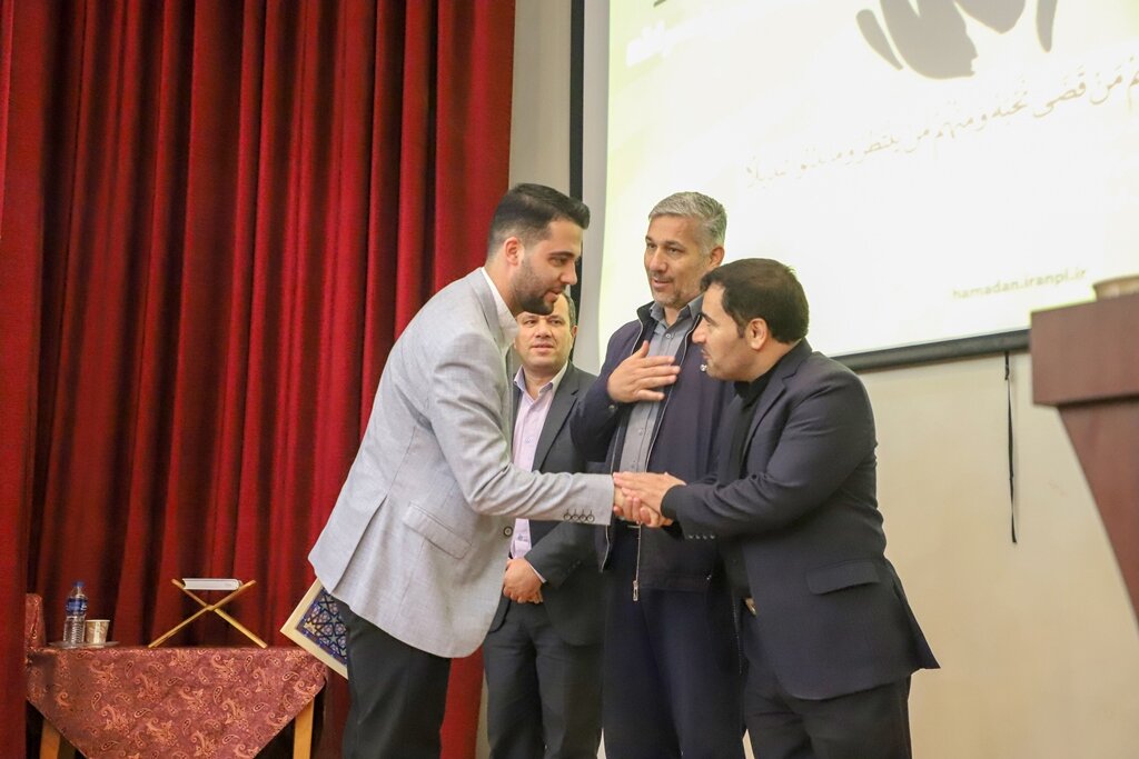 برنامه «علمدار مقاومت؛ شهید سیدحسن نصرالله» برگزار شد