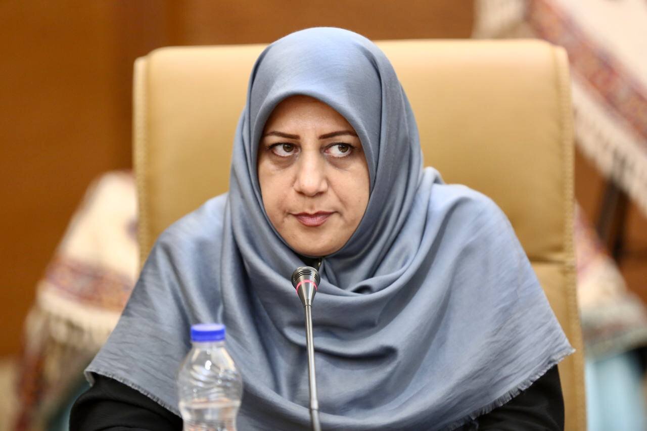 شعر، ابزاری تاثیرگذار در ترویج فرهنگ عفاف و حجاب است