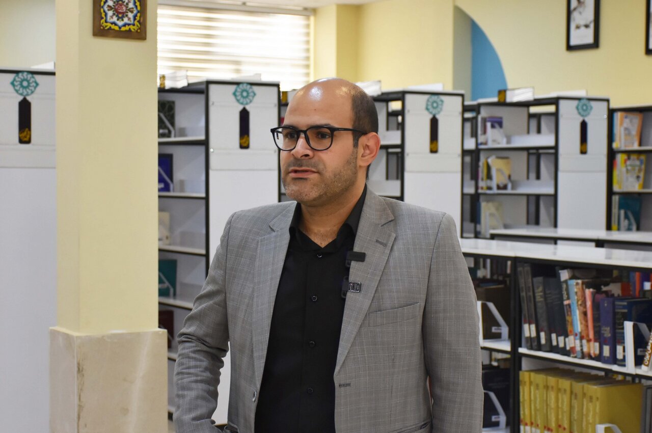 تحسین تیم مدیریت شهری شیراز از تجهیزات و خدمات کتابخانههای عمومی