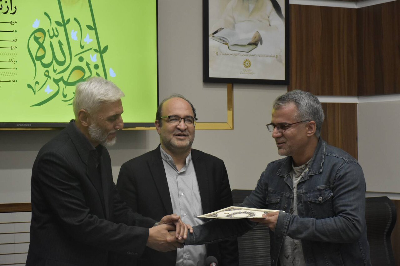 عصر شعر «راز نصرالله» در استان آذربایجان شرقی برگزار شد