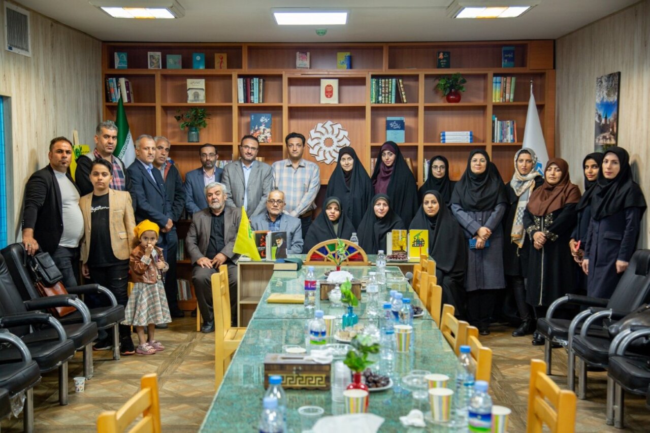 عصر شعر راز نصرالله قزوین