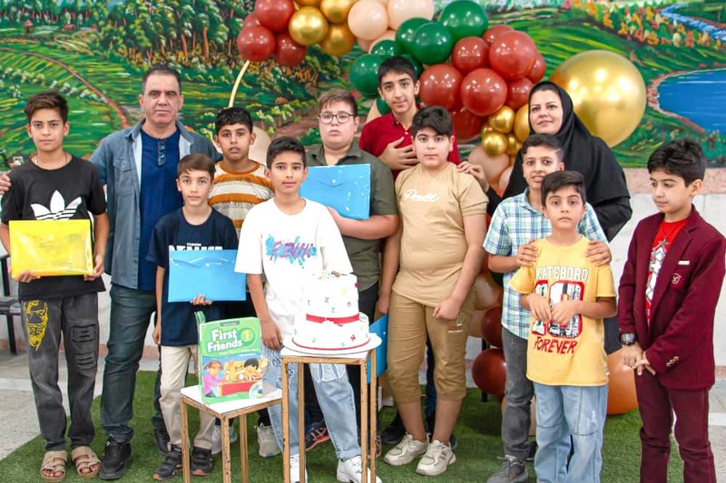 جشن پایان دوره زبان‌آموزان کتابخانه عمومی تنگ ارم برگزار شد