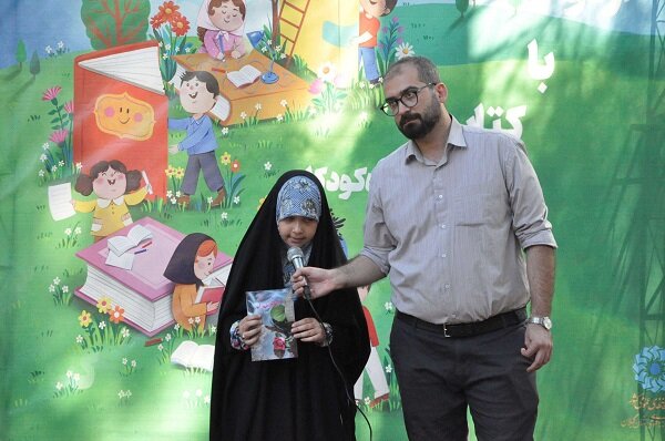 «اردو با کتاب» به یاد کودکان غزه در پارک شهر رشت برگزار شد