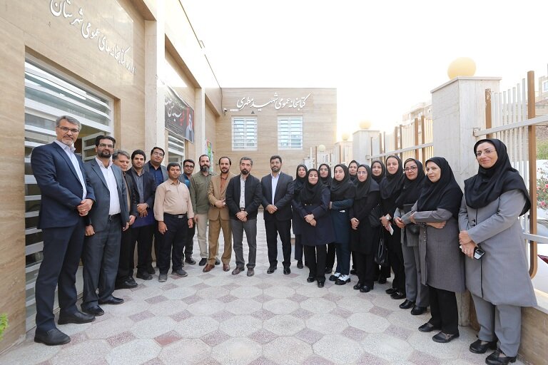 شبکه کتابخانههای عمومی نیازمند حضور میدانی است/ سرمایه انسانی مزیت رقابتی نهاد