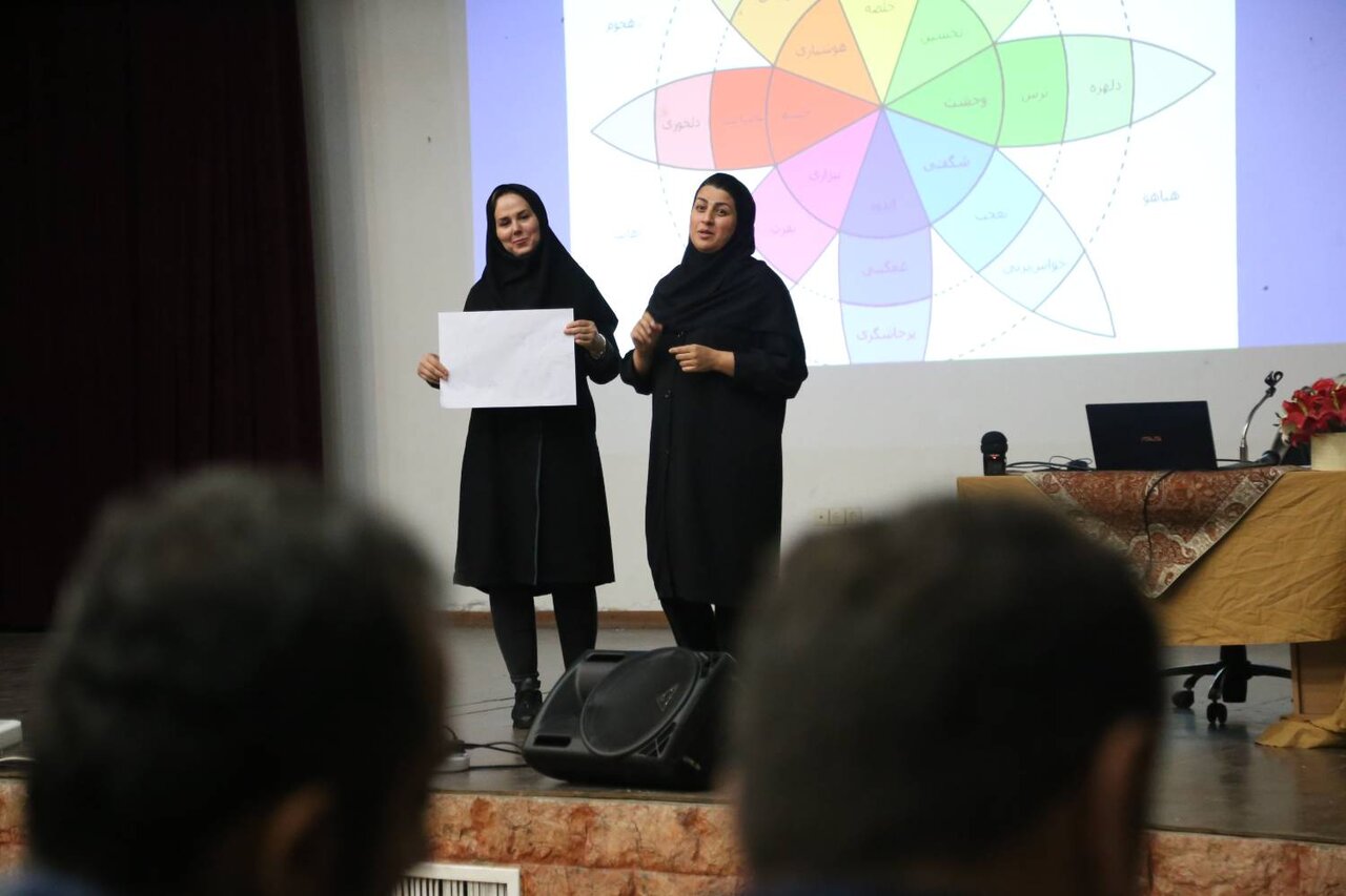 دوره آموزشی «طراحی خدمت برای کتابخانههای عمومی» در فریدونکنار و سوادکوه شمالی برگزار شد