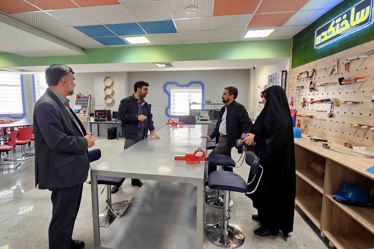 تحول در خدمات موجب تغییر نگاه مردم به کتابخانههای عمومی شده است