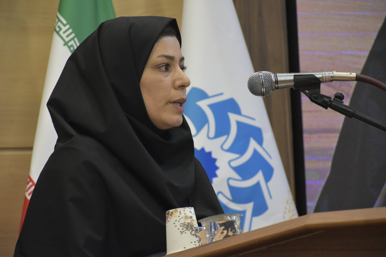 کتابخانه، به عنوان بارزترین جلوه نهاد علم در ایران، ارزش، نظم و رابطه اجتماعی تولید میکند