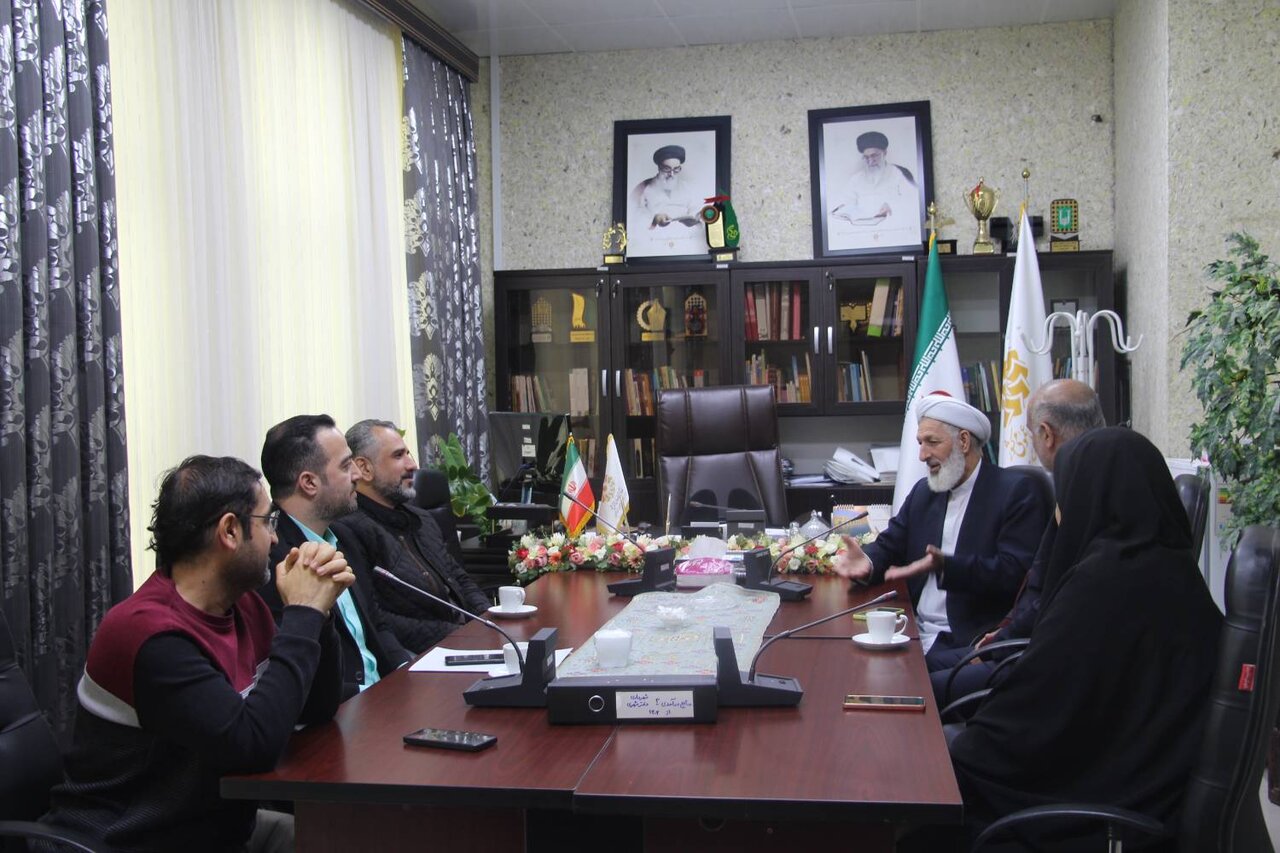 دیدار مدیرکل کتابخانههای عمومی گلستان با عضو شورای شهر و مدیران شهرداری گرگان