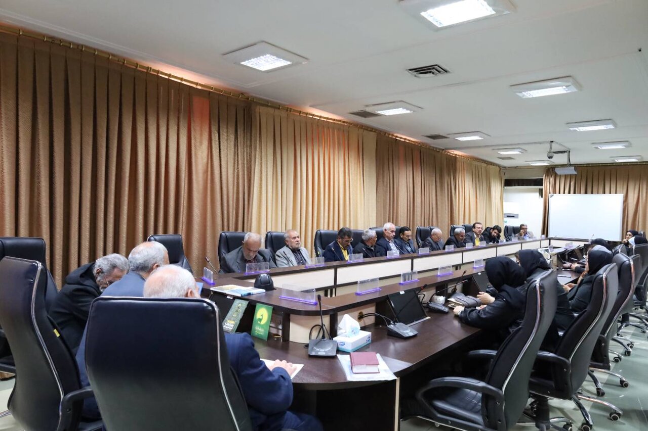 محفل شعر «برای ضامن آهو» در آذربایجانغربی برگزار شد