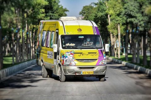 کتابخانه سیار میهمان قمیها میشود