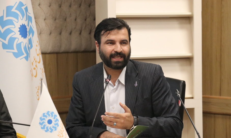 آیین رونمایی و خوانش کتاب «خلاصه خوبیها» برگزار شد