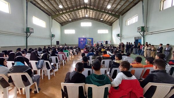 کتابخانه روستایی یکی از اثرگذارترین پایگاه های اجتماعی و فرهنگی است