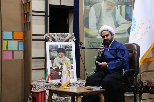 مبارزه با جهل، از اصلیترین محورهای منظومه فکری رهبر معظم انقلاب است