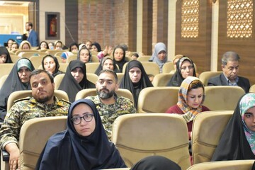 آیین رونمایی از کتاب «به وقت ۳۱۵» زندگینامه شهید اسلامی در شیراز