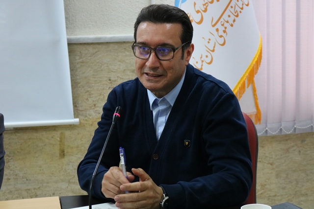 چراغ زبان فارسی در شبه قاره هند، بهواسطه جلسات حضرت آقا با شاعران فارسیگوی منطقه روشن مانده است