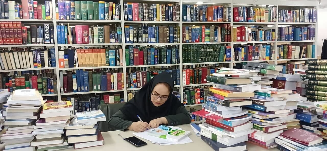 ۳۵۰۰ جلد کتاب به کتابخانههای عمومی استان ایلام اهدا شد