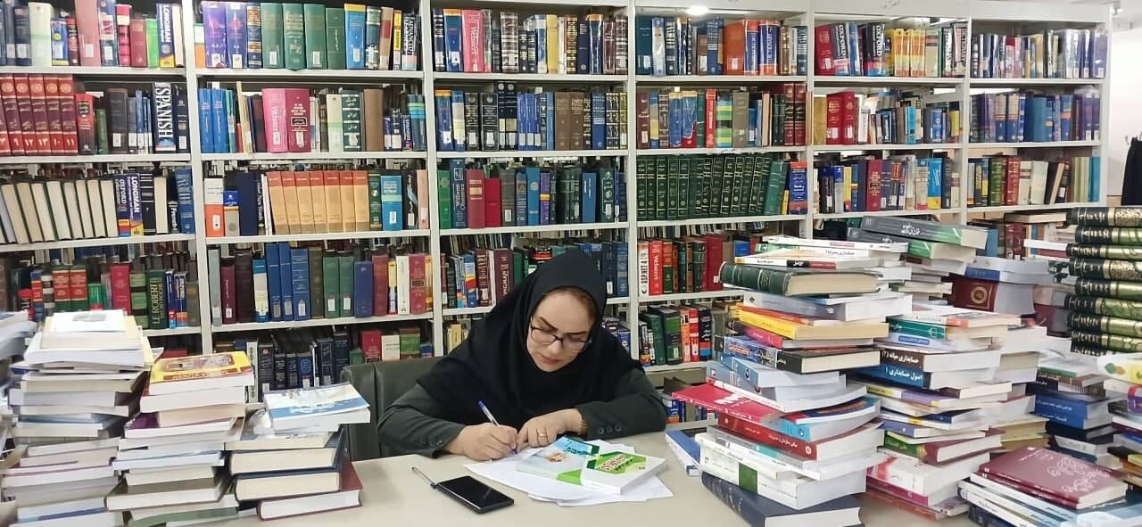 ۳۵۰۰ جلد کتاب به کتابخانه‌های عمومی استان ایلام اهدا شد