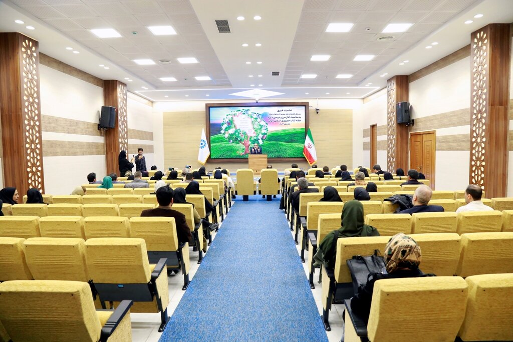 از برگزاری ۷۰۰ برنامه فرهنگی تا افتتاح پروژههای بازسازی و بهسازی کتابخانه ای