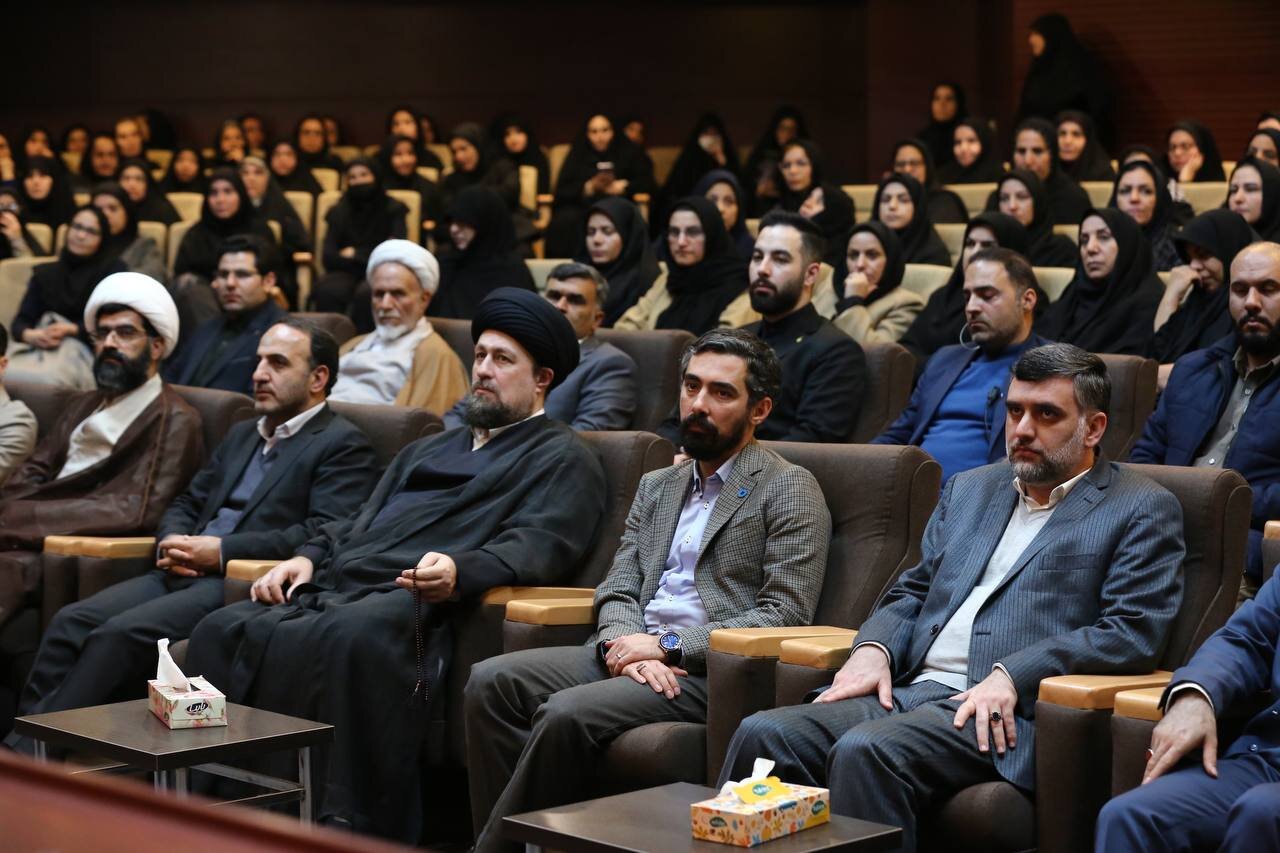 باید فضای کتاب و کتابداری را متناسب با انواع جدید کتابخوانی بروز کنیم