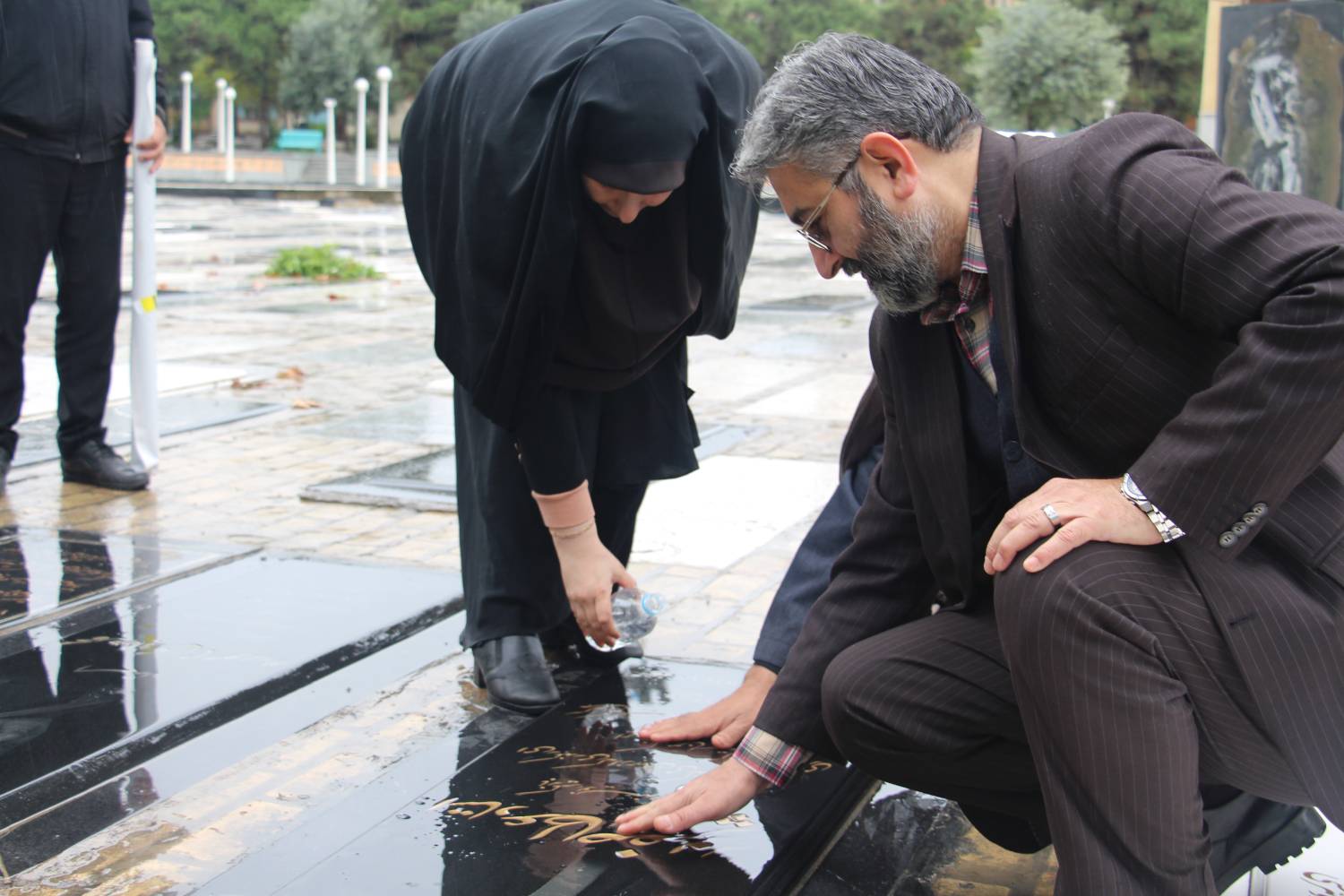 عطر افشانی گلزار شهدای گمنام امام زاده عبدالله گرگان