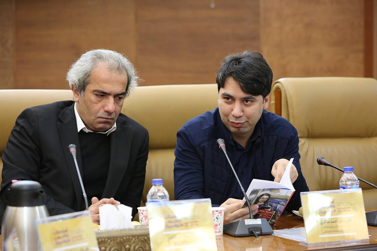 «خواندن عمیق»، با فراگیرشدن دنیای دیجیتال، به خطر میافتد؟!