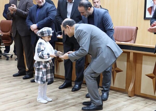 تمام شهرداریها مکلف به پرداخت سهم نیم درصدی درآمد خود به کتابخانهها هستند