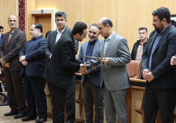 تمام شهرداریها مکلف به پرداخت سهم نیم درصدی درآمد خود به کتابخانهها هستند