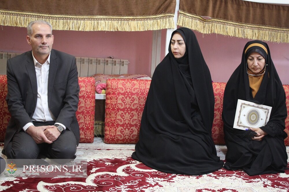 تجلیل از مددجویان کتابخوان کانون اصلاح و تربیت ایلام