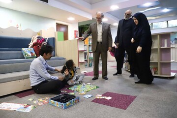 بازدید محمدمهدی احمدی، مشاور عالی وزیر فرهنگ و ارشاد اسلامی از کتابخانه مرکزی پارک شهر